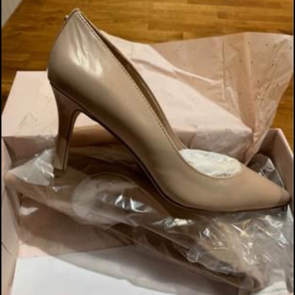 BCBG Heels - Picture 3 of 3